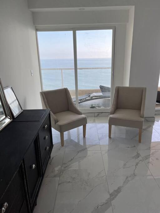 Beachfront 4 Bedroom Penthouse - Pool Steps To Beach & Mins To Downtown Rosarito Exterior foto