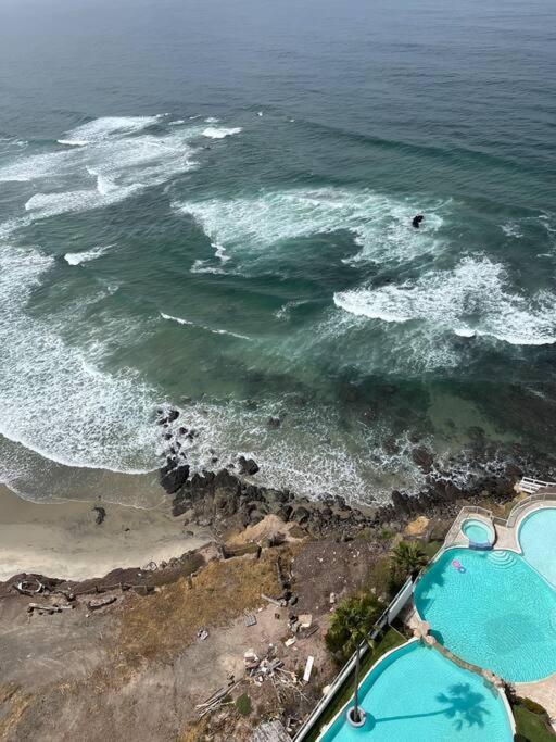 Beachfront 4 Bedroom Penthouse - Pool Steps To Beach & Mins To Downtown Rosarito Exterior foto