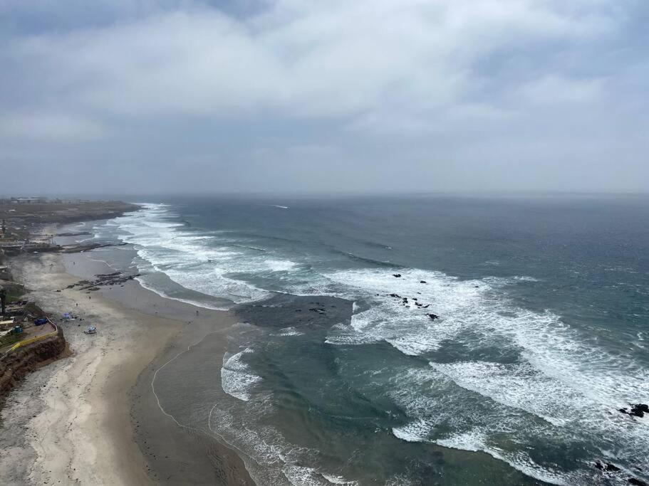 Beachfront 4 Bedroom Penthouse - Pool Steps To Beach & Mins To Downtown Rosarito Exterior foto