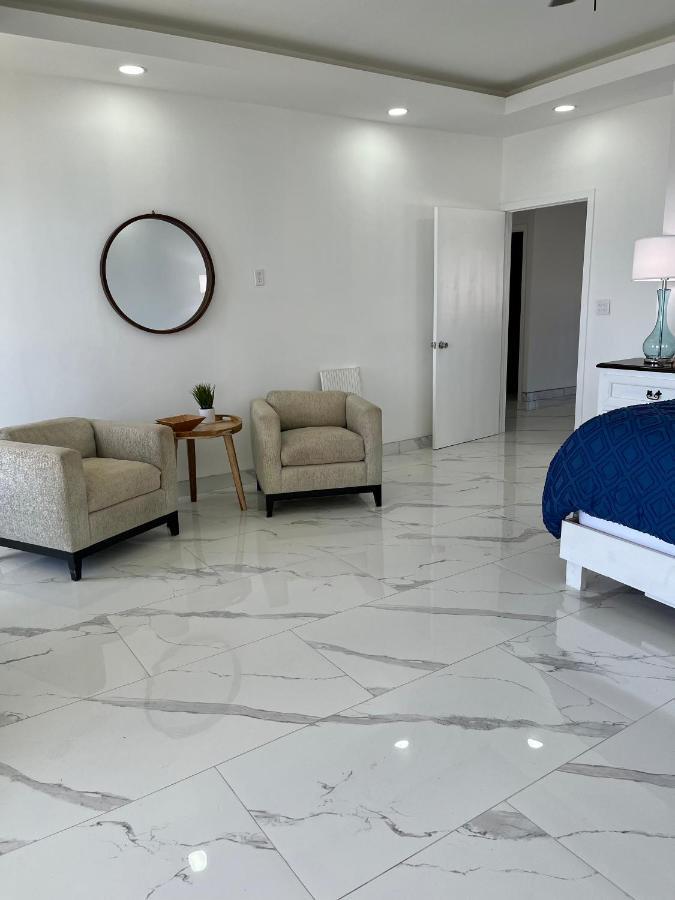 Beachfront 4 Bedroom Penthouse - Pool Steps To Beach & Mins To Downtown Rosarito Exterior foto